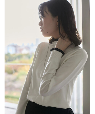 配色フリル衿ニットプルオーバー