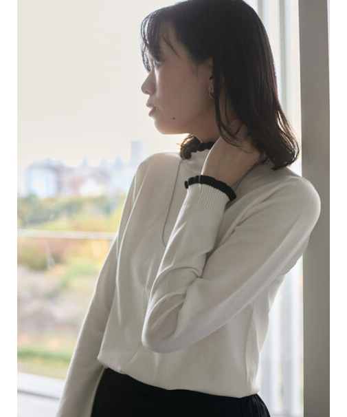 配色フリル衿ニットプルオーバー