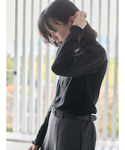 フリル衿ニットプルオーバー