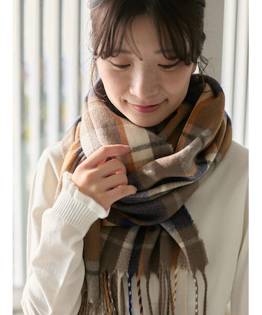 チェックマフラー