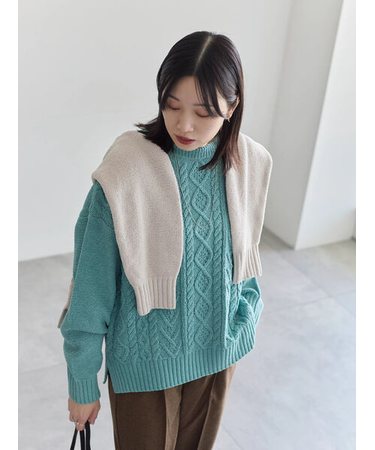 ラメモールケーブルニットプルオーバー