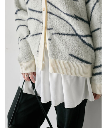 ペプラムプルオーバー