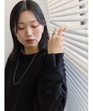 袖プリーツ裏起毛スウェット