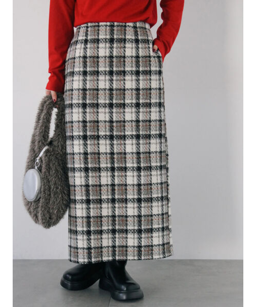 チェック柄スカート