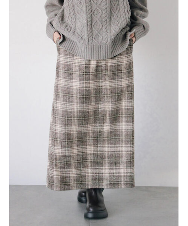 チェック柄スカート