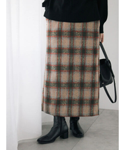 チェック柄スカート