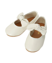 リボンバレエシューズ