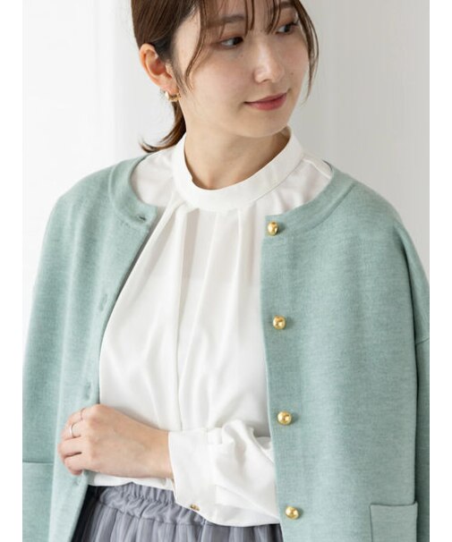 フロントタックブラウス