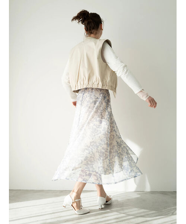 メッシュフラワーフレアスカート《2025spring catalog item》
