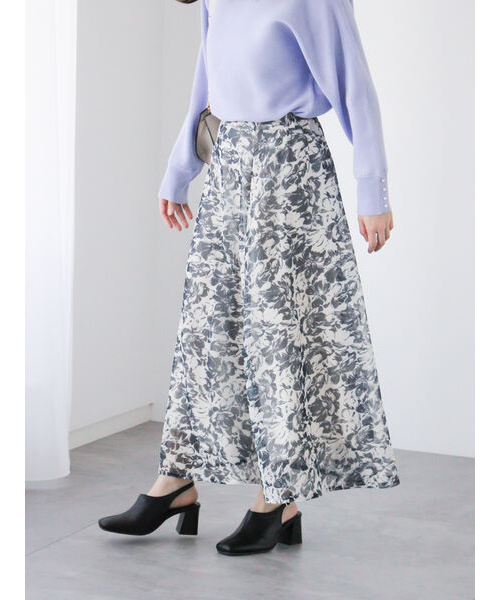 メッシュフラワーフレアスカート《2025spring catalog item