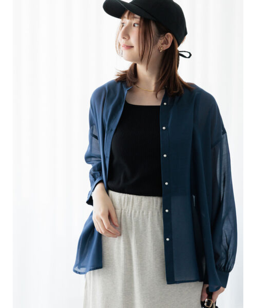 パール釦バンドカラーシアーシャツ