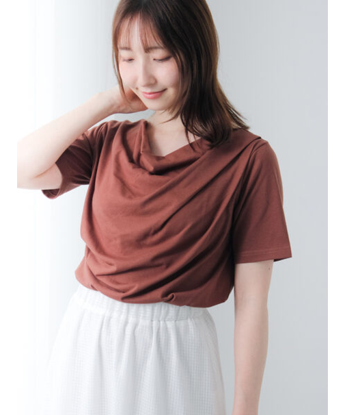 ドレープネックトップス
