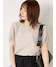 ベージュ