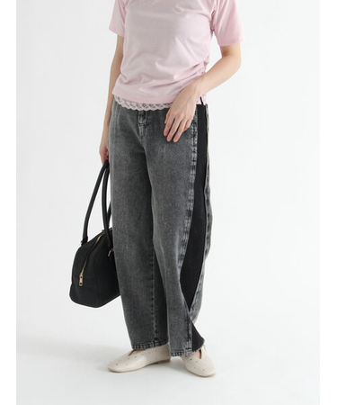 サイドラインデニムパンツ《2025autumn catalog item》