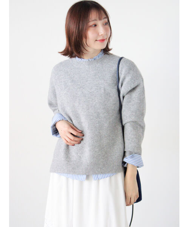 もちもちメランジクルーネックニット