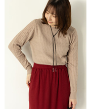 もちもちケーブルクルーネックニット