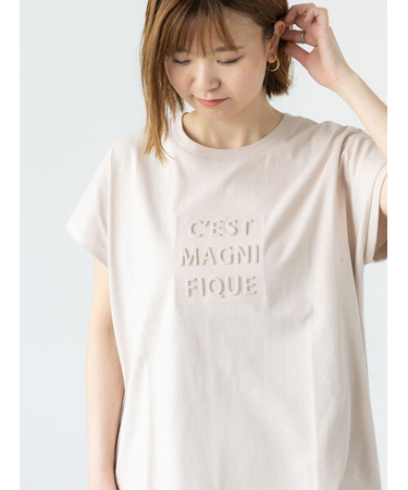 エンボスロゴTシャツ