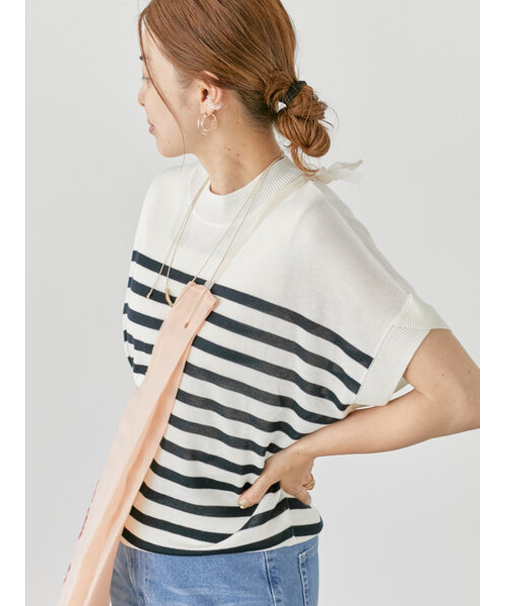 チューリップスリーブニット