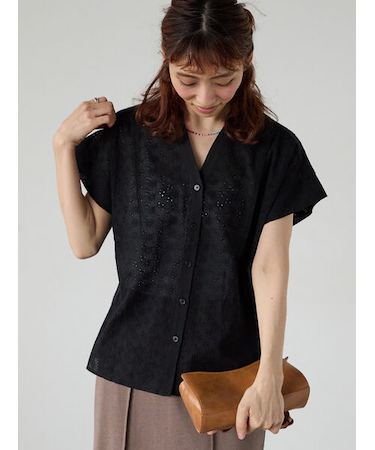 シフリー刺繍前開きブラウス