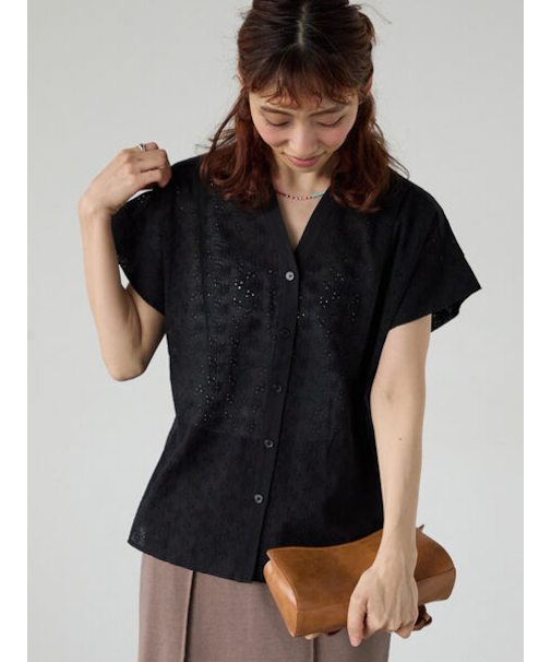 シフリー刺繍前開きブラウス