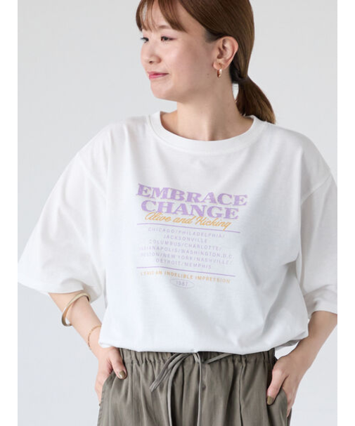 かすれロゴプリントTシャツ