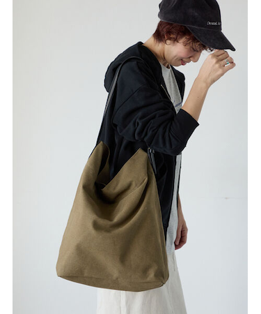 キャンバスショルダートートバッグ《2025autumn catalog item》