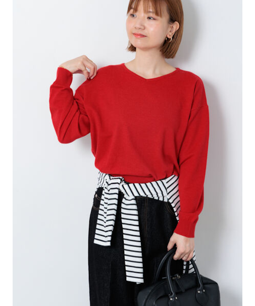 もちもちVネックニット