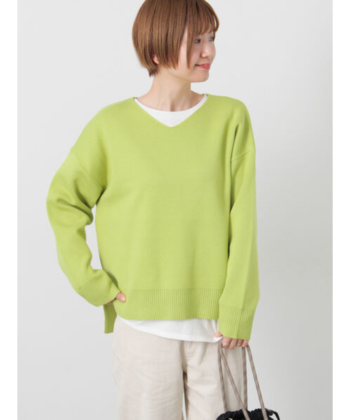 コットンタッチVネックニット