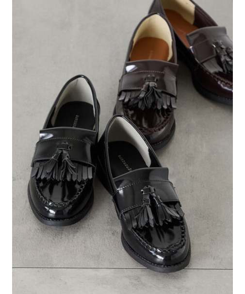 タッセルローファー