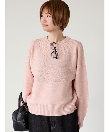 求心柄編みクルーネックニット