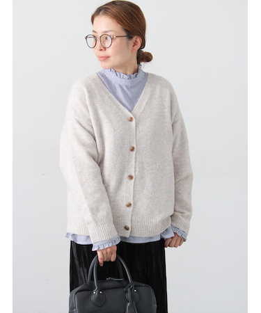 ウール混ふわふわVネックカーディガン