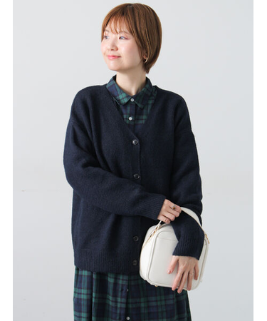 ウール混ふわふわVネックカーディガン