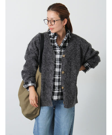 起毛Vネックカーディガン