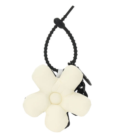 フワフワフラワーチャーム