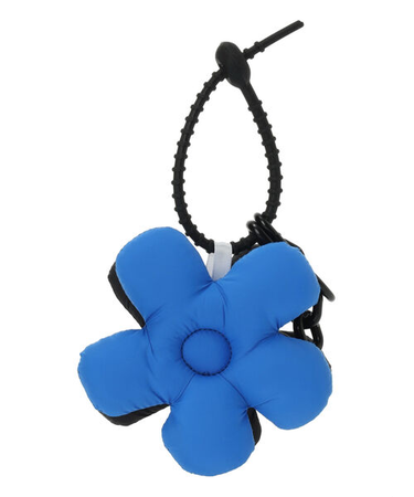 フワフワフラワーチャーム