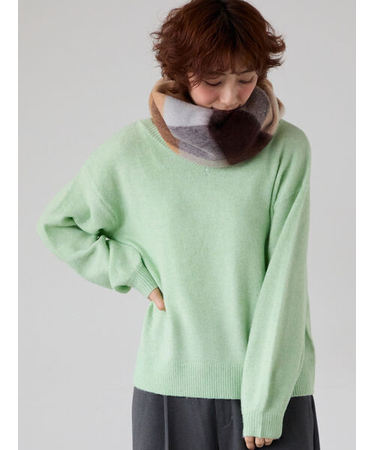 もちもちメランジVネックニット