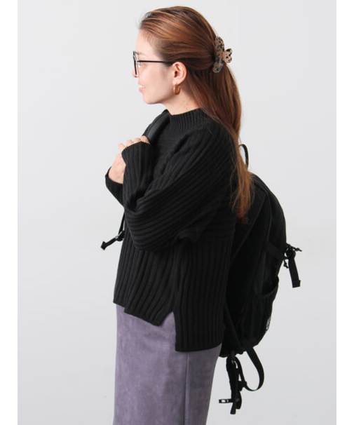 リブ切替ボトルネックニット