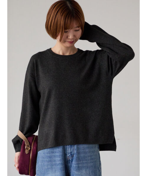 もちもちクルーネックニット