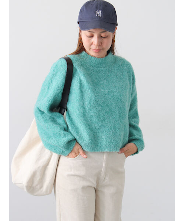 ブークレクロップドニット