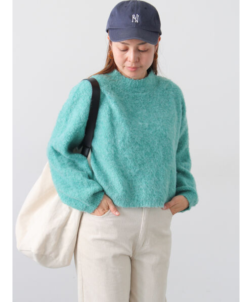 ブークレクロップドニット