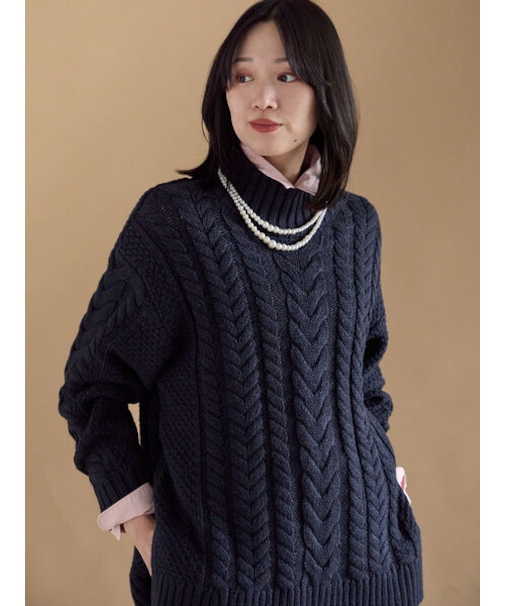 ハイネックケーブルニットプルオーバー