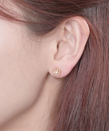 ペタルデイジーキャッチ ピアス
