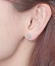 ロゴデイジーキャッチ ピアス