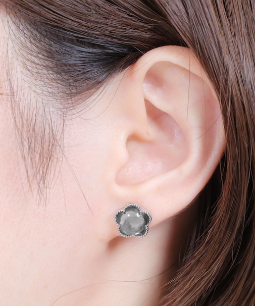 スパークリングデイジー ピアス