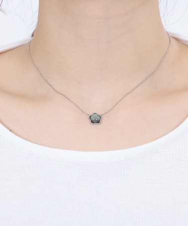 スパークリングデイジー ネックレス