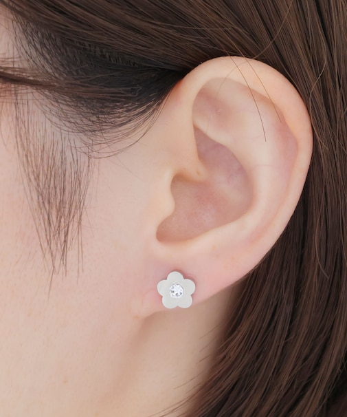 プチデイジーステンレス ピアス