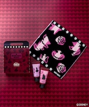 『数量限定』エッセンシャルズ ハンド ケア セット（アリス イン ワンダーランド デザイン コレクション） 