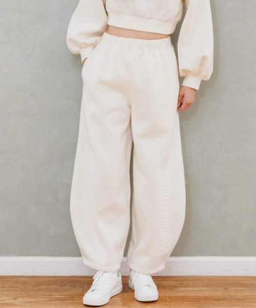 エンボス刺繍 パンツ｜マリークヮントの通販｜&mall（アンドモール