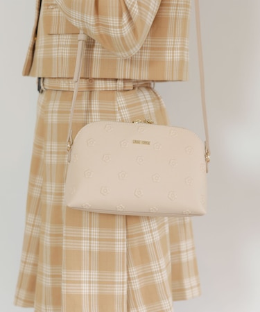 シンプルエンボスデイジー ポシェット