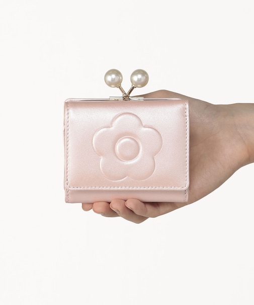 エンボスデイジーパール ガマ口ウォレット